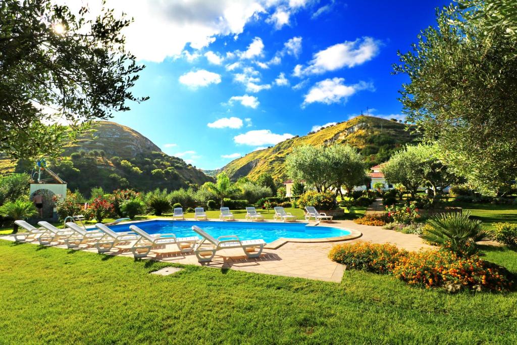 Gasponi Bed & Breakfast | Villa Garden