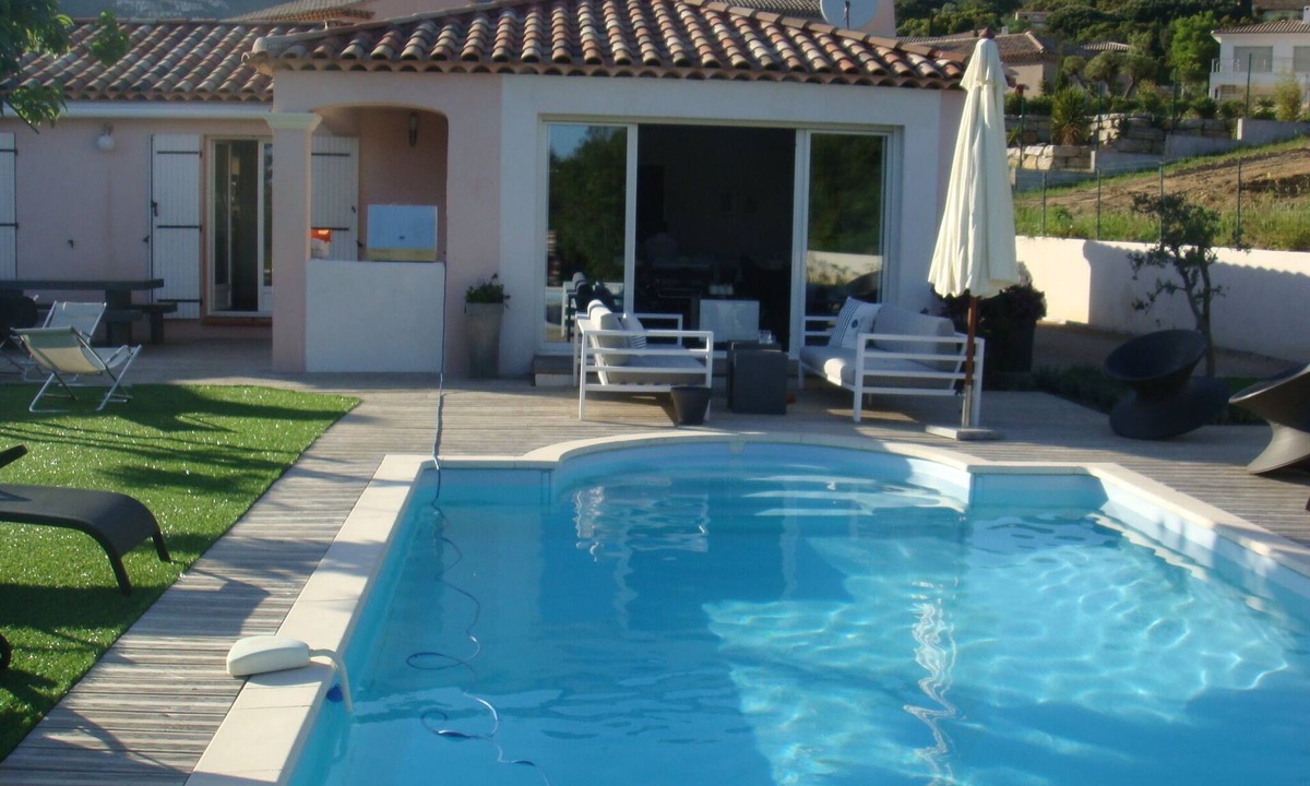 Cavalaire-sur-Mer Villa | Villa garden, private pool, pétanque court, 1 km from Cavalaire beaches