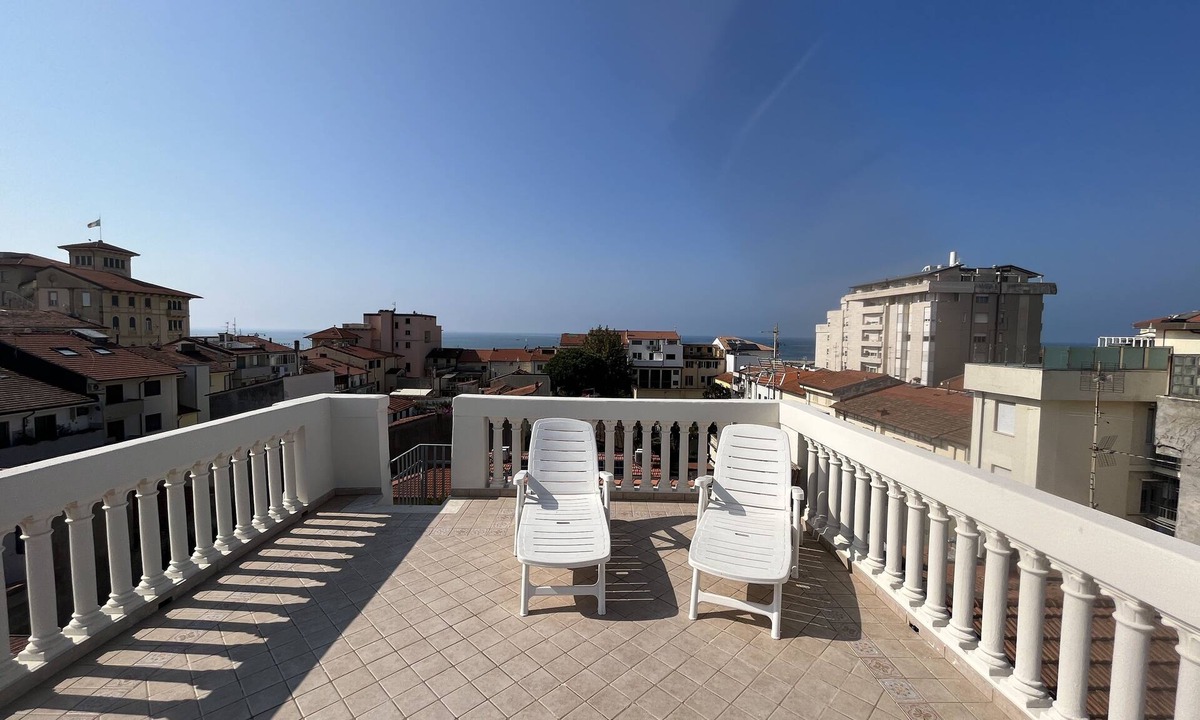 Viareggio House | Villa Giulia BnB