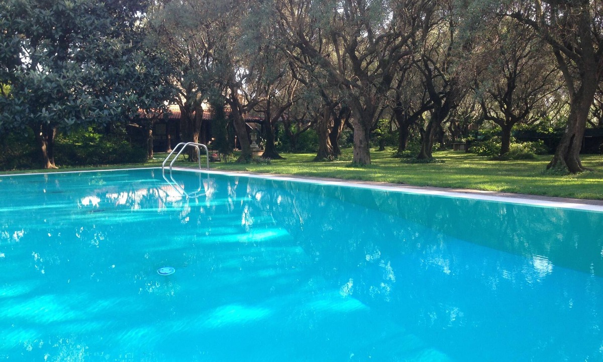 Querceta Apartment | VILLA IN TUSCANY BETWEEN SEA, MOUNTAINS, AND ART
