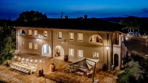 Palaia Villa | VILLA IOLE 14, Emma Villas