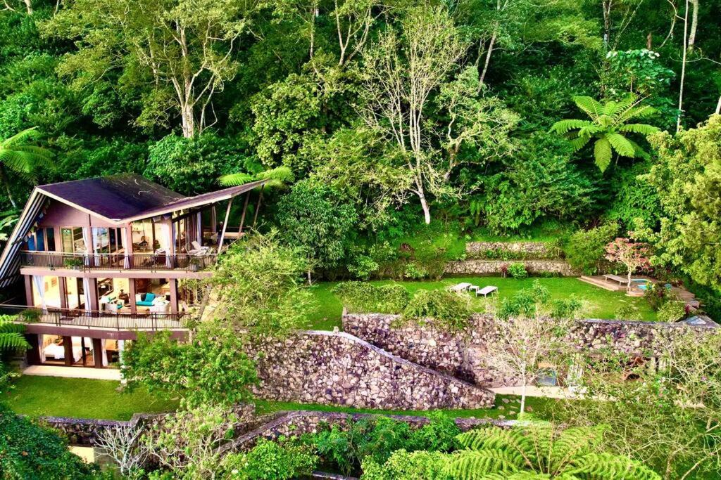 Candikuning Villa | Villa Jado 3 - Lake and Mountain View Villa