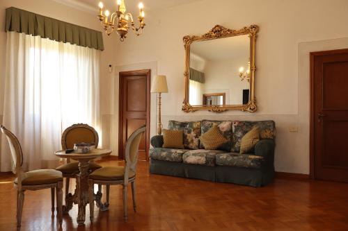 Impruneta Villa | Villa La Scuola Firenze
