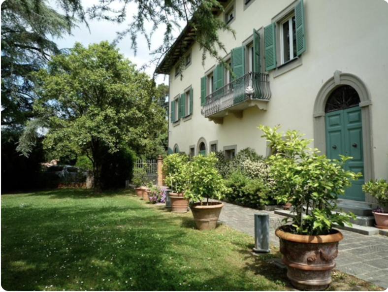 Vicopelago Villa | VILLA LUISA WITH BIG POOL AND AC