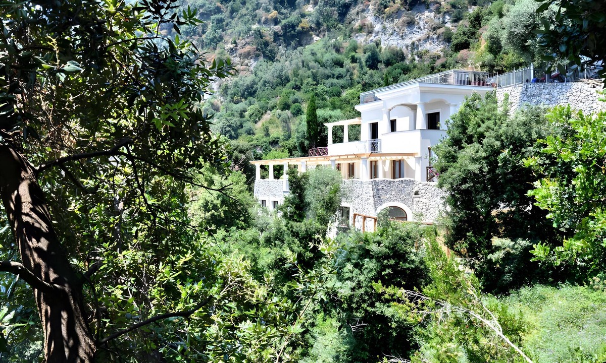 Conca dei Marini Villa | Villa 'Luxury Seaview With Jacuzzi' with Sea View, Wi-Fi and Air Conditioning
