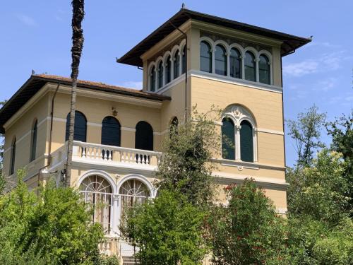 Vicopelago Villa | VILLA MARIA LUISA . SPLENDIDA VILLA LIBERTY