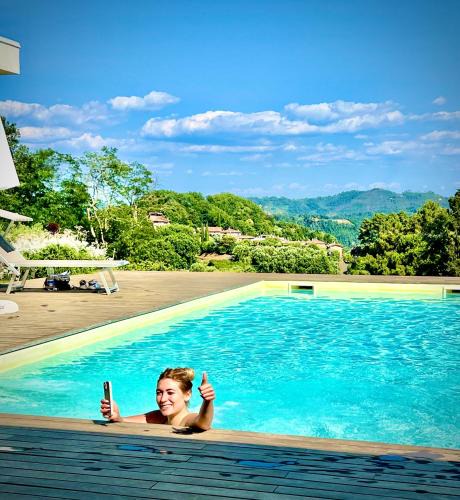Massarosa Villa | Villa Olympia Pool Sea View Mountains Lake Nature Sleeps 8 Air Conditioning Wi-Fi