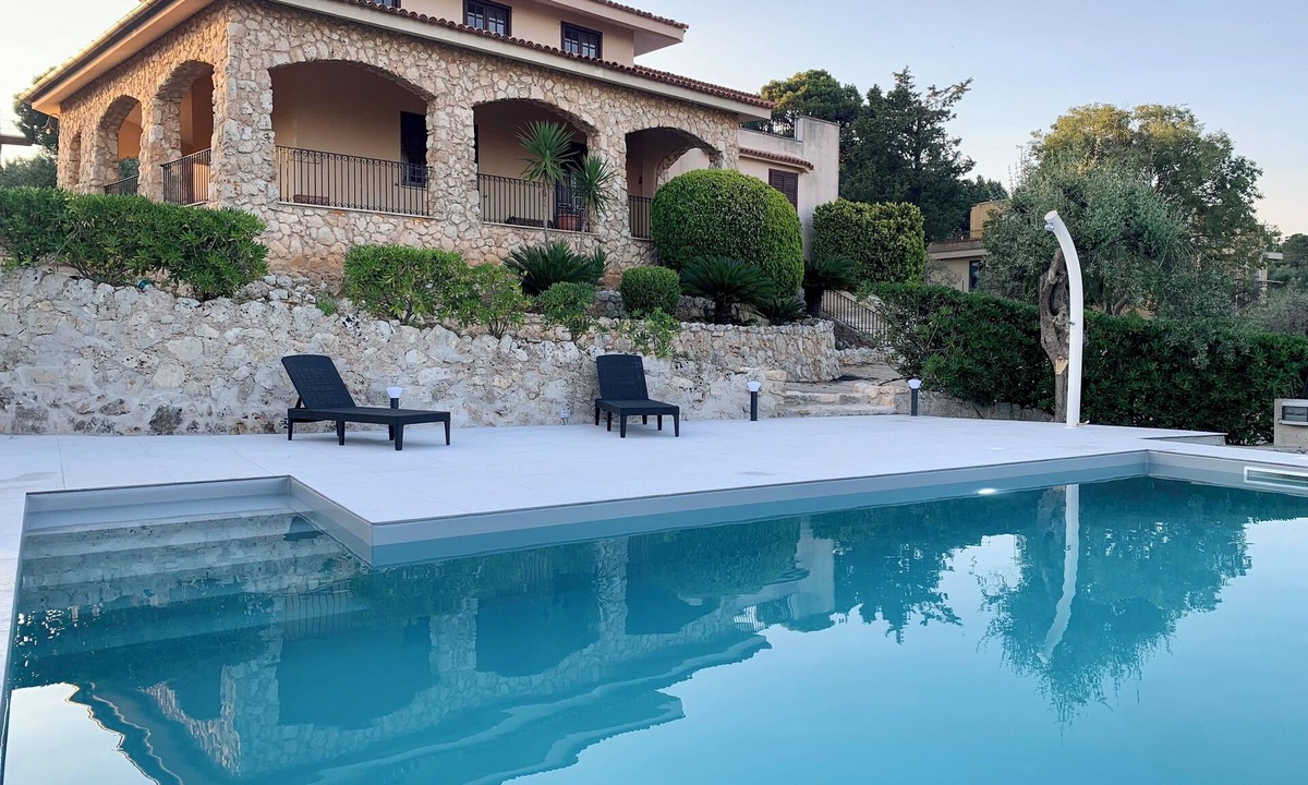 Chiusa Cavalli Villa | Villa Rina - relaxing vacations in the hills with beautiful pool exclusively