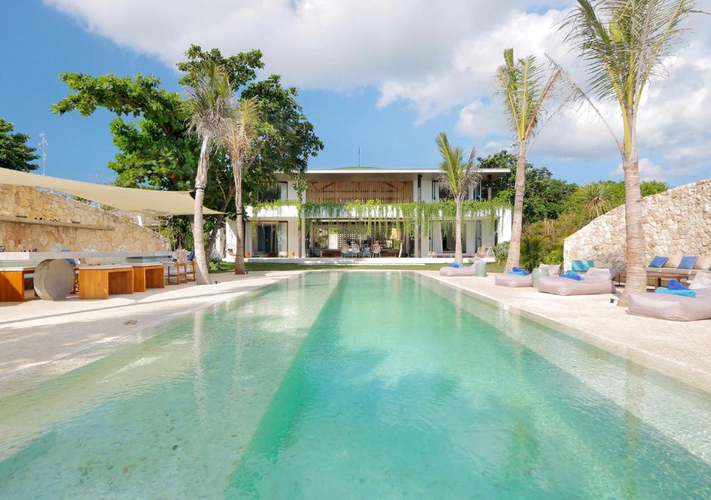 Mushroom Bay Villa | Villa Seascape by Elite Havens