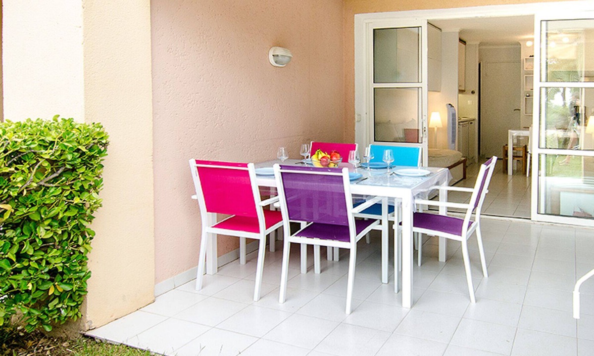 Cap Esterel Apartment | VILLAGE STONE AND HOLIDAY CAP ESTEREL 2 ROOMS 4/5 PERS 28 m2