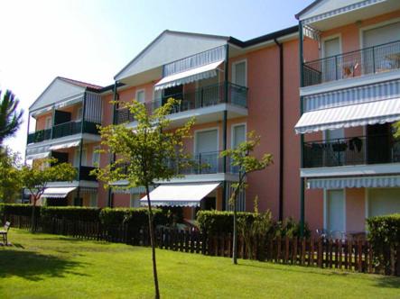 Rosapineta Apartment | Villaggio Tirreno appartamento 02