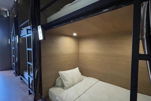 Pangandaran Hostel | VK Pods Pangandaran
