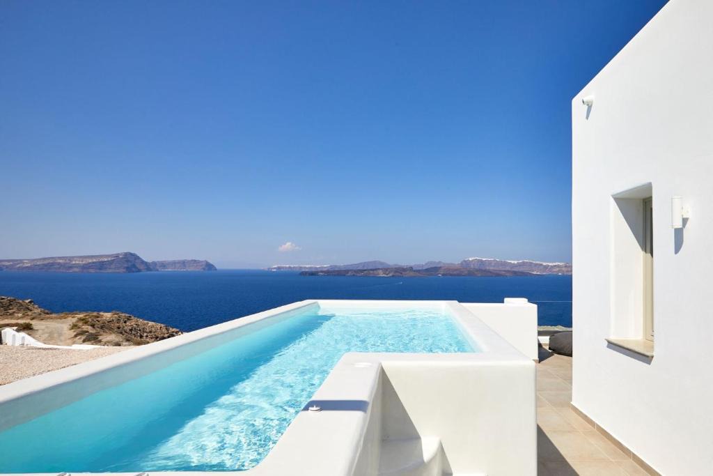 Akrotiri Villa | w Preagua Suite - Akrotiri - A Stunning 1 Bedroom suite - Heated Infinity Pool