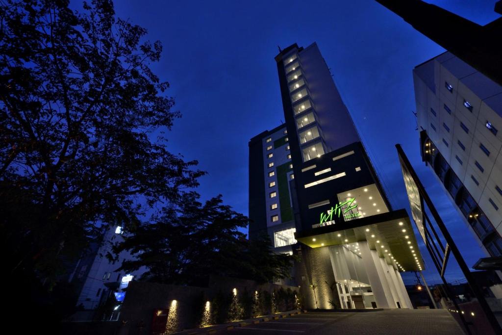 Pekanbaru Hotel | Whiz Prime Hotel Sudirman Pekanbaru