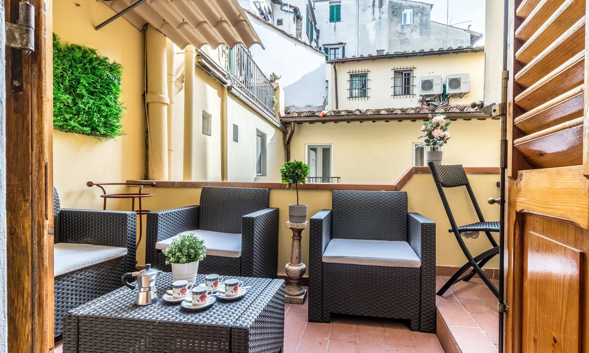 Sant' Ambrogio Apartment | Wine Apartments Florence Sangiovese