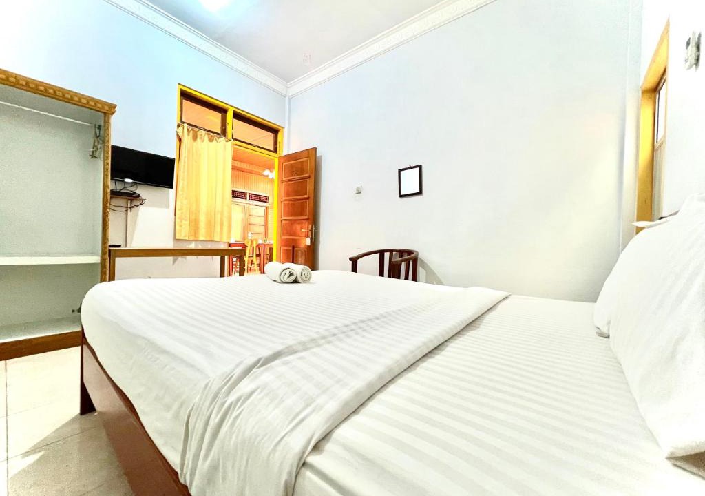 Padang Hotel | Wisma Mutiara