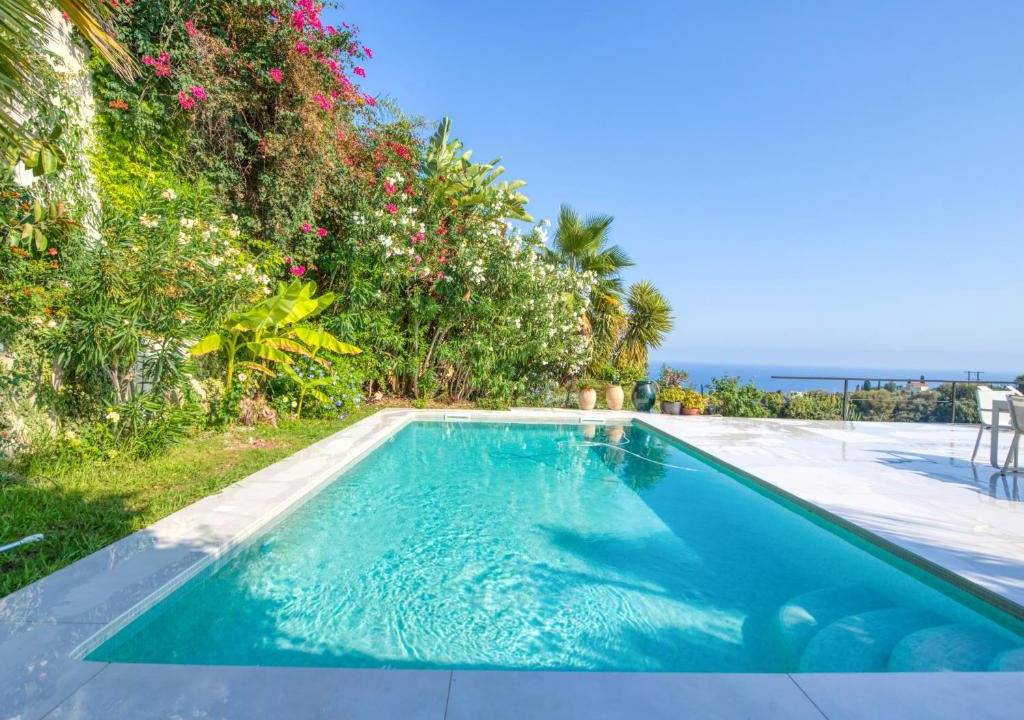 Ventabrun Villa | Wonderful and quiet villa with large garden and pool in Nice - Welkeys