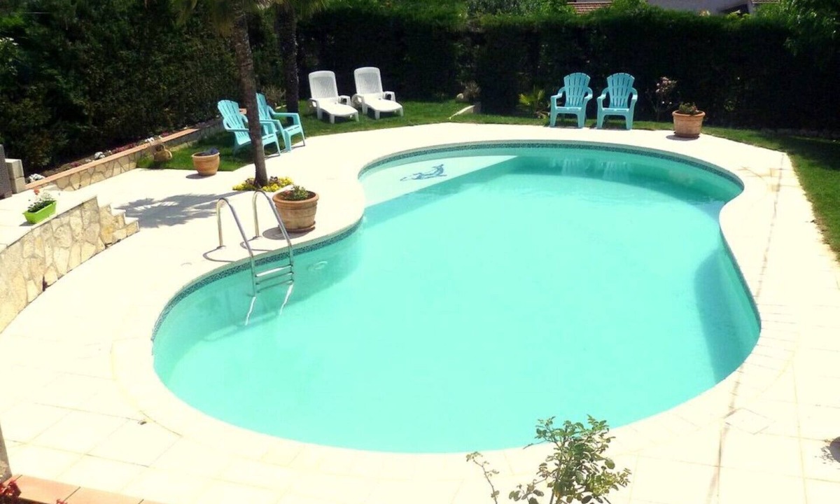 Mandelieu-La-Napoule Apartment | Wonderful 3-star app. in villa near Cannes, AIRCO-WIFI-GARDEN-BBQ