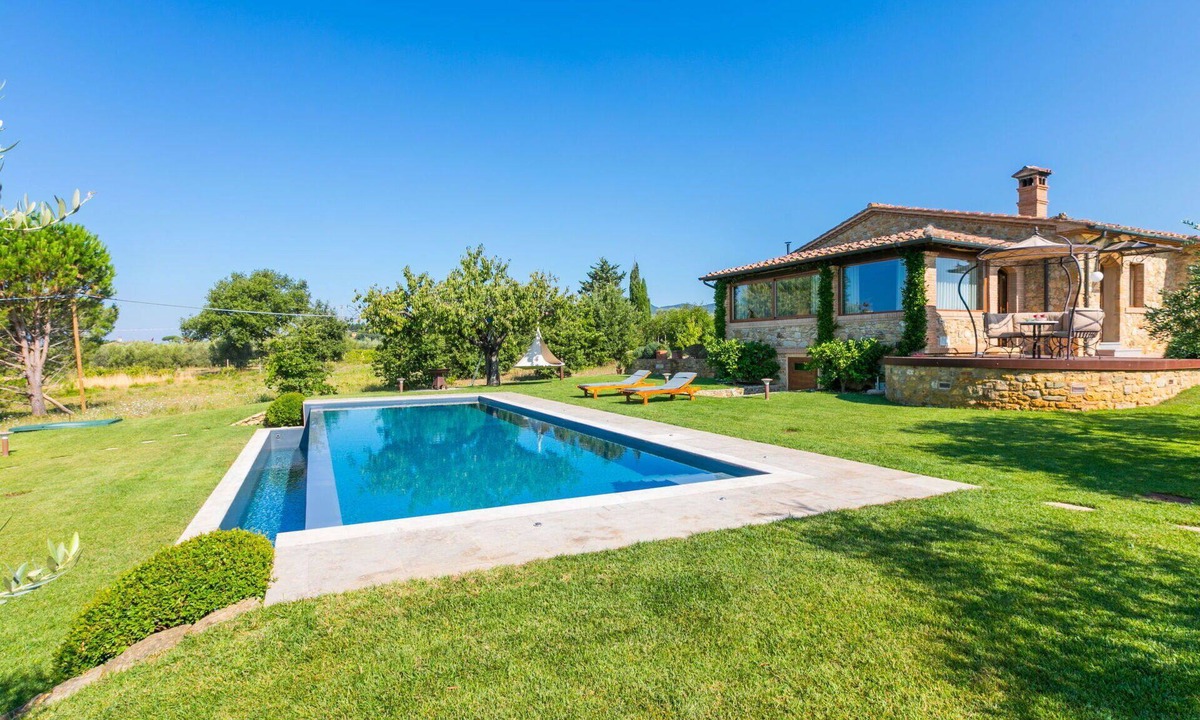 Riparbella House | Wonderful private villa with private pool, WIFI, A/C, patio, pets allowed and panoramic view