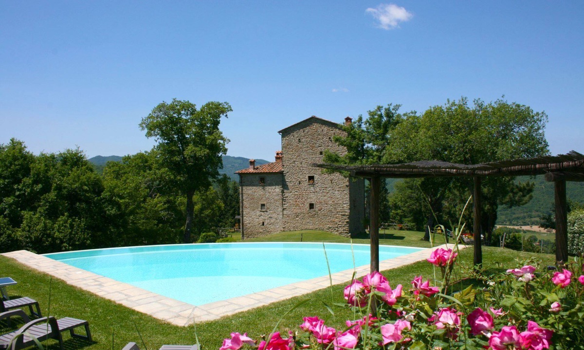 Pieve di Chio Villa | Wonderful private villa for 16 guests with private pool, WIFI and TV