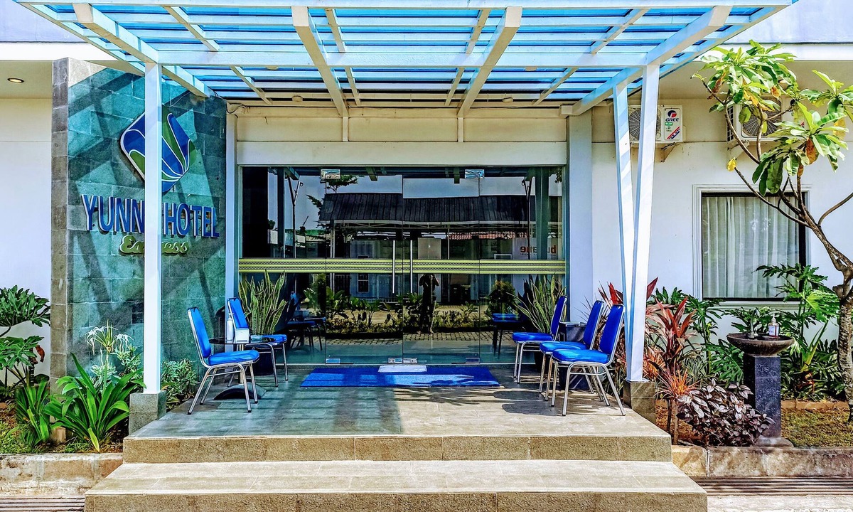 Bandar Lampung Hotel | Yunna Hotel Express Lampung