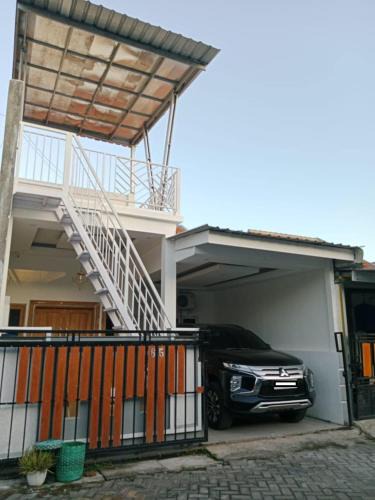 Probolinggo Villa | Yuuby Homestay Family