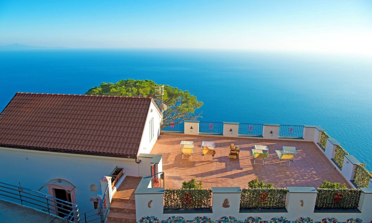 San Michele Apartment | Zaffiro apartment with panoramic sea view between Amalfi and Positano