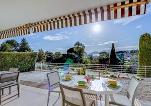 110 m² Apartment ∙ 2 bedrooms ∙ 6 guests
