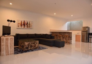 18min walk to Seminyak Beach,3BDR Villa3