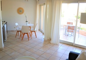 2 Rooms Garden View #211