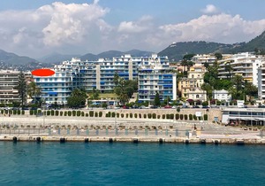 2 rooms with large terrace on the harbor / rooftop one bedroom, harbor view