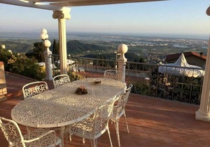 250 m² Villa ∙ 3 bedrooms ∙ 8 guests