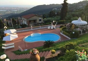 250 m² Villa ∙ 3 bedrooms ∙ 8 guests