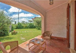 3 bedroom accommodation in Pietrasanta