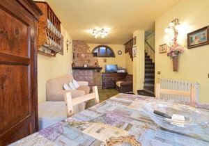 3 Bedroom Cozy Home In Camaiore
