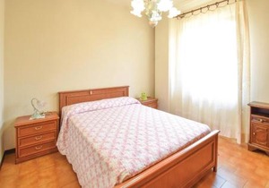 3 Bedroom Cozy Home In Camaiore
