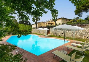 300 m² Villa ∙ 4 bedrooms ∙ 8 guests