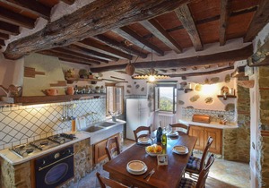 4 bedroom cozy home in Camaiore
