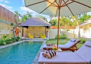 5Min WALK TO Beach-PRIVATE POOL UMA LIMA 2BR VILLA