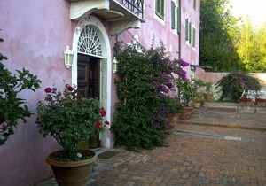 900 m² Apartment ∙ 4 bedrooms ∙ 13 guests
