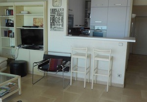 Air-Conditioned Apartment Rental - 4 Sleeps - Villeneuve-Loubet Beach