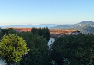 Air-conditioned apartment golfe de st Tropez residence with magnificent swimming pool