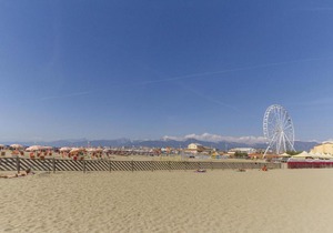 Amazing apartment in Viareggio -LU- with 2 Bedrooms and WiFi