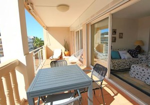 Apartment 2 bedrooms 2 bathrooms clear view in Palm beach area