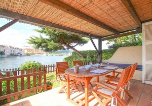 Apartment 4 persons et 10 m mooring Port Grimaud
