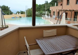 Apartment "La Pergola al Cavo 5" close to the Beach with Shared Pool & Wi-Fi