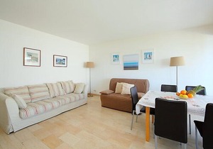 Apartment La Pinède in Cagnes-sur-Mer - 5 persons, 2 bedrooms