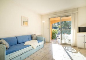 Apartment Le Lagon Bleu-5 by Interhome