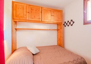 Apartment Les Coteaux de la Nartelle-3 by Interhome