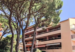 Apartment Les Pins Ensoleilles-6 by Interhome